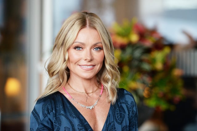 Host Kelly Ripa arrives at the Los Angeles LGBT Center&#39;s 49th Anniversary Gala Vanguard Awards at The Beverly Hilton Hotel on September 22, 2018 in Beverly Hills, California.