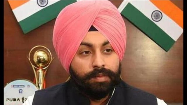 Punjab education minister Harjot Singh Bains said the AAP-led state government has issued a fresh notification with immediate effect whereby Punjabi will be the main subject for Class 10 under any education board in the state. (HT File)