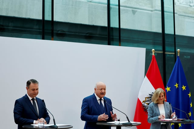 Head of People's Party (OeVP) Christian Stocker, head of Social Democrats Andreas Babler and head of NEOS party Beate Meinl-Reisinger attend a press statement after finalizing coalition talks, at the Parliament in Vienna, Austria, February 27, 2025. REUTERS/Lisa Leutner