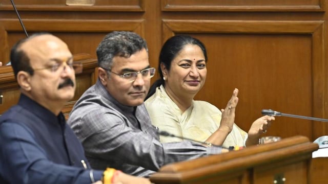 Delhi BJP legislators in the assembly session. (RAJ K RAJ /HT PHOTO)