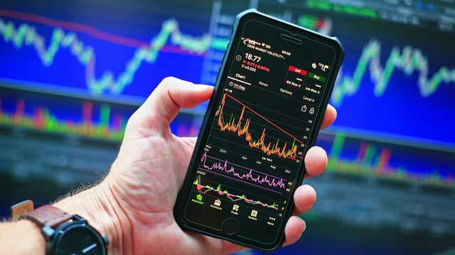 Stock market crash: At 9:20 am IST, the benchmark BSE Sensex plummeted by 746.12 points or 1%, reaching 73,866.31. The broader NSE Nifty opened 221.15 points up or 0.98% in the red, reaching 22,323.90.