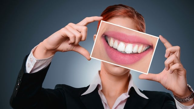 Research reveals the role of genes in gum disease and cavities.