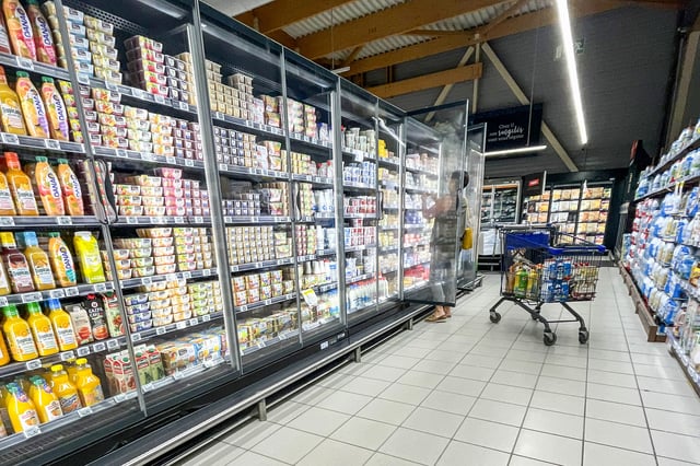 Dans le détail, les prix des produits alimentaires ont augmenté de 0,3% en février, et ceux du tabac de 4,5%.