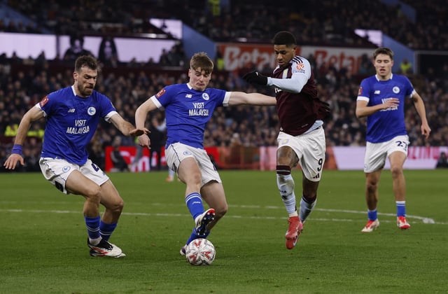 Soccer Football - FA Cup - Fifth Round - Aston Villa v Cardiff City - Villa Park, Birmingham, Britain - February 28, 2025 Cardiff City's Dylan Lawlor in action with Aston Villa's Marcus Rashford Action Images via Reuters/Andrew Couldridge