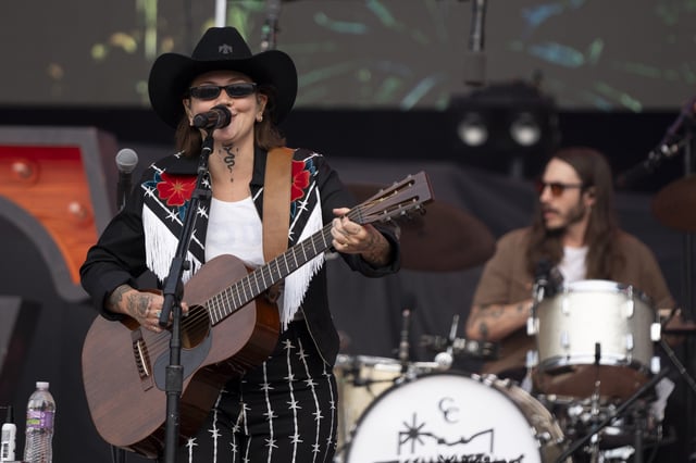 Elle King performs onstage at Country Thunder Wisconsin on July 21, 2024 in Twin Lakes, Wisconsin.