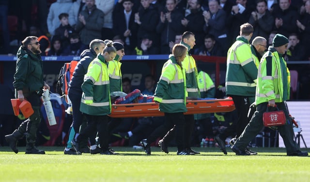 Soccer Football - FA Cup - Fifth Round - Crystal Palace v Millwall - Selhurst Park, London, Britain - March 1, 2025 Crystal Palace's Jean-Philippe Mateta is carried away in a stretcher after sustaining an injury REUTERS/David Klein
