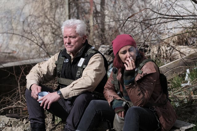 Manöver als Traumatherapie: Ivo Batic (Miroslav Nemec) und Mila Kovac (Dorka Gryllus)