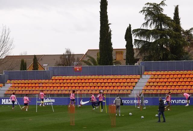 Soccer Football - Champions League - Atletico Madrid Training - Atletico de Madrid Training Complex, Majadahonda, Spain - March 3, 2025 General view of Atletico Madrid players during training REUTERS/Susana Vera