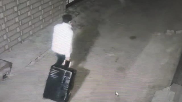Himani Narwal murder: The accused carrying the woman's body in a suitcase. 