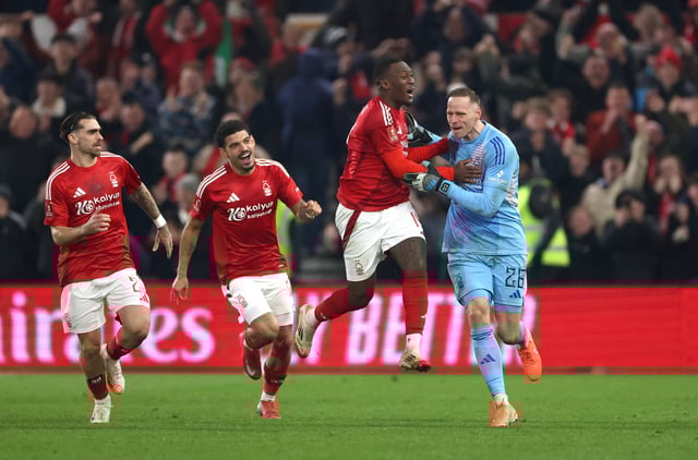 Soccer Football - FA Cup - Fifth Round - Nottingham Forest v Ipswich Town - The City Ground, Nottingham, Britain - March 3, 2025 Nottingham Forest's Matz Sels, Callum Hudson-Odoi, Morgan Gibbs-White and Jota Silva celebrate after winning the penalty shoot-out REUTERS/Phil Noble