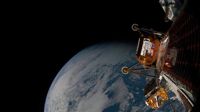 SpaceX Falcon 9 Launches Athena Lander, NASA's Lunar Trailblazer to Moon