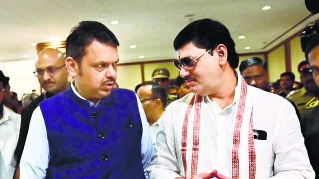 Mumbai, India - March 2, 2025: CM Devendra Fadnavis interacts with Dhanajay Miunde, during tea session before budget assembly session at Sahyadri Guest House in Mumbai, India, on Sunday, March 2, 2025. (Photo by Anshuman Poyrekar/ Hindustan Times) (Hindustan Times)