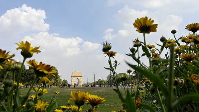 The IMD predicted that strong surface winds with speeds ranging between 20 to 30 kmph will blow during the day before subsiding in the afternoon.