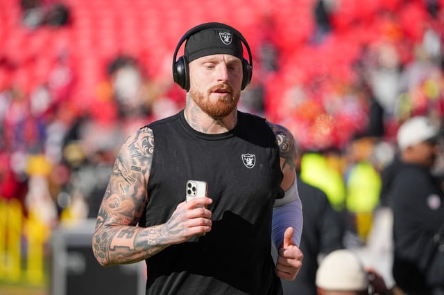 Nov 29, 2024; Kansas City, Missouri, USA; Las Vegas Raiders defensive end Maxx Crosby (98) warms up against the Kansas City Chiefs prior go a game at GEHA Field at Arrowhead Stadium. Mandatory Credit: Denny Medley-Imagn Images/File Photo