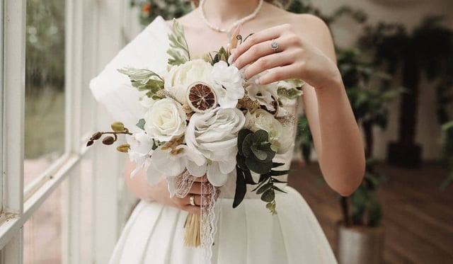 David's Bridal concept