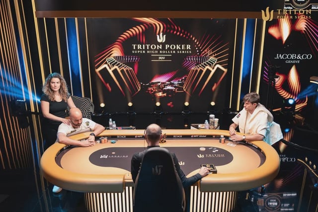 Bryn Kenney and Mario Mosbock agreed to an ICM deal before the start of heads-up play. 