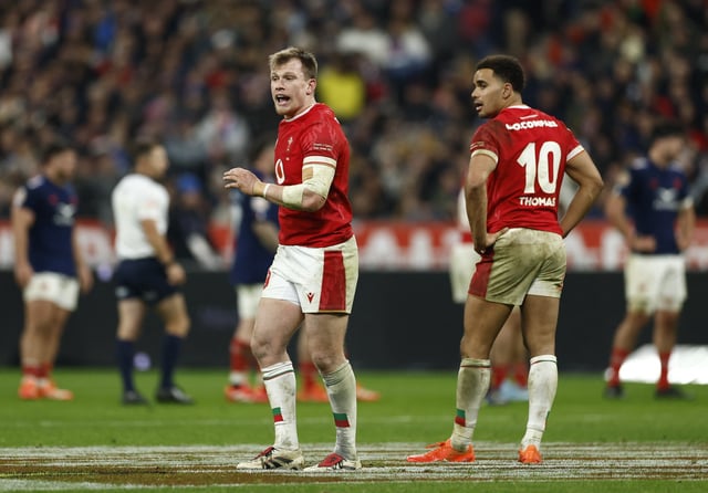 Rugby Union - Six Nations Championship - France v Wales - Stade de France, Saint-Denis, France - January 31, 2025 Wales' Tom Rogers and Ben Thomas during the match REUTERS/Gonzalo Fuentes/File Photo