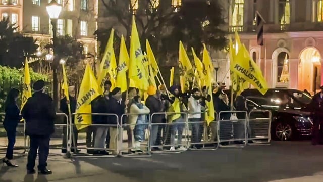 Pro-Khalistan supporters stage a protest outside the venue where external affairs minister S Jaishankar participated in a discussion held by Chatham House, in London on Wednesday. (ANI)