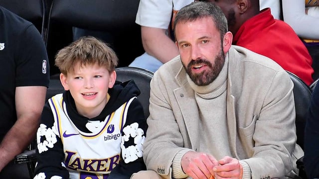 Ben Affleck with son Samuel at a Lakers game