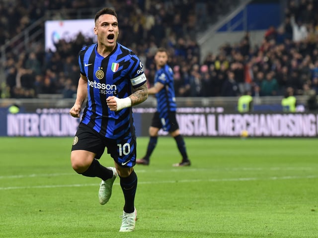 Lautaro Martínez of FC Internazionale celebrates during the Serie A match between FC Internazionale and Monza at Stadio Giuseppe Meazza on March 08, 2025 in Milan, Italy.