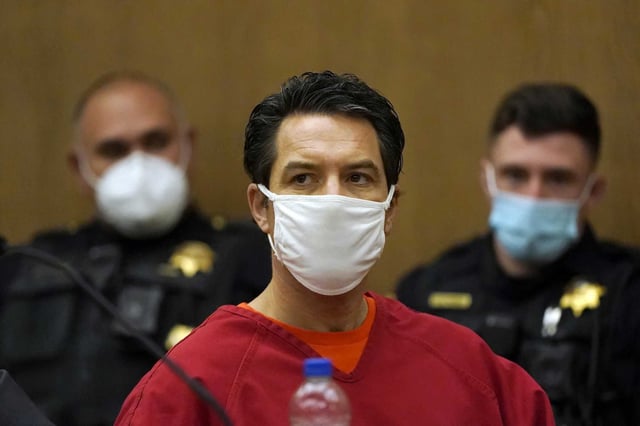 Scott Peterson sustained minor injuries during a prison attack, officials said. 