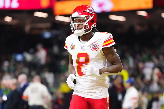 DeAndre Hopkins #8 of the Kansas City Chiefs warms up prior to Super Bowl LIX against the Philadelphia Eagles at Caesars Superdome on February 9, 2025 in New Orleans, Louisiana.