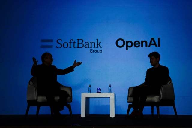 SoftBank CEO Masayoshi Son and OpenAI CEO Sam Altman attend an event to pitch AI for businesses in Tokyo, Japan February 3, 2025. REUTERS/Kim Kyung-Hoon/File photo