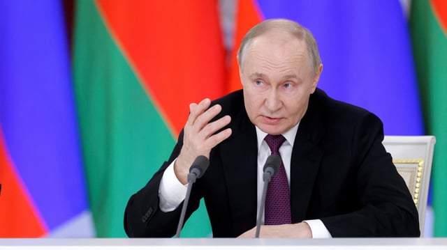Vladimir Poutine, jeudi à Moscou.