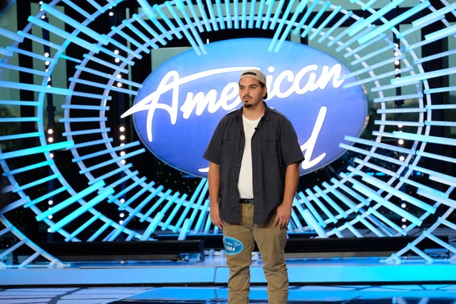 Doug Kiker auditioning on "American Idol" Season 18.
