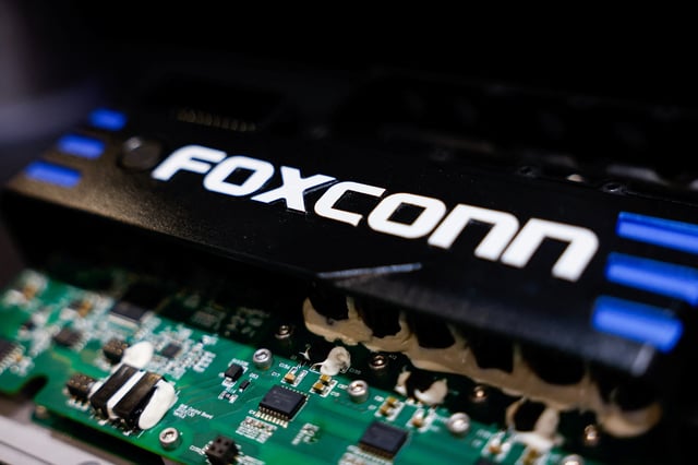 A Foxconn electric two-wheeler powertrain system is displayed at Foxconn’s annual tech day in Taipei, Taiwan October 8, 2024. REUTERS/Ann Wang/File photo