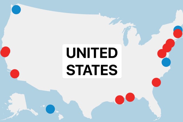 This map shows active (blue) and inactive (red) U.S. Navy shipyards in the United States.