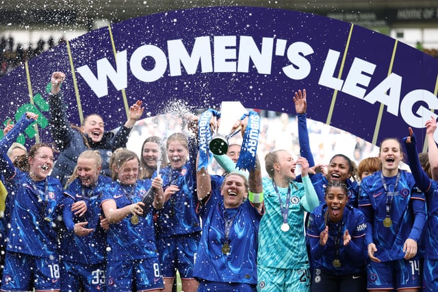 Soccer Football - Women's League Cup - Final - Chelsea v Manchester City - Pride Park, Derby, Britain - March 15, 2025 Chelsea's Millie Bright celebrates with teammates and the trophy after winning the Women's League Cup Action Images via Reuters/John Sibley