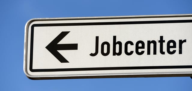 Die Jobcenter müssen nach Ansicht der Bertelsmann-Stiftung reformiert werden