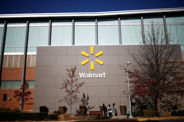 A view of a Walmart store in Vienna, Virginia, U.S. November 26, 2024. REUTERS/Benoit Tessier/File Photo
