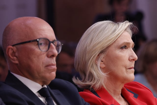 Retailleau annonce «suspendre» les accords de 2007, relatifs aux exemptions de visa