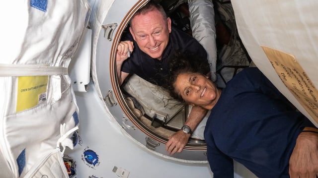 Butch Wilmore et Suni Williams à bord de l’ISS, en juillet dernier.