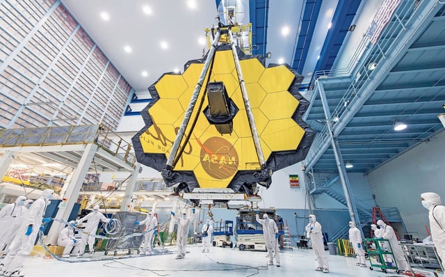 An image about NASA confirms detection of carbon, oxygen, and iron within nearby planet atmospheres