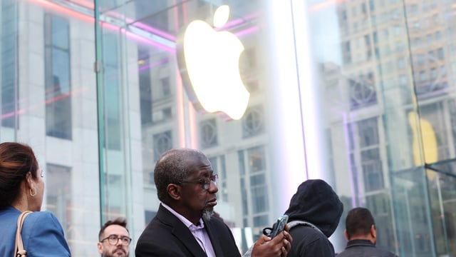 Blick in einen Apple Store.