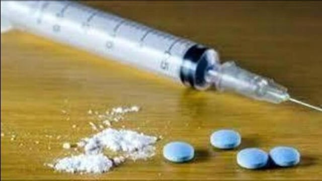 With the war against drugs “Yudh Nashian Virudh” in Punjab entering 18th day, the state police on Tuesday arrested 95 drug smugglers and recovered 11 kg heroin, 7.5 kg opium and ₹31,000 drug money from their possession. (HT File)