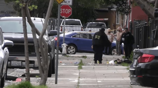 Police investigate a deadly shooting in Oakland. (March 17, 2025)