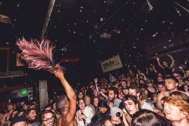 Eli&#39;s Mile High Club in West Oakland is struggling to stay afloat after the forced closure of its patio space.