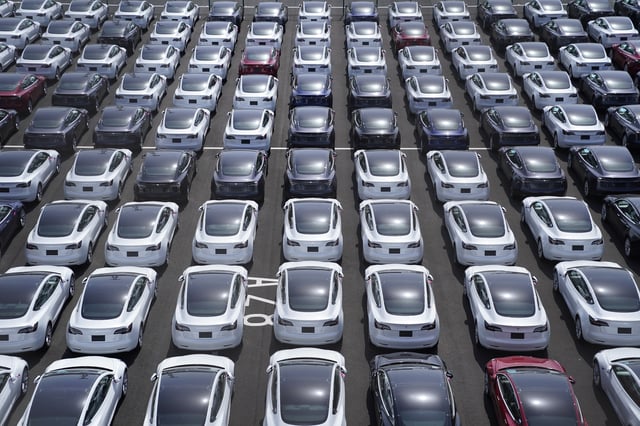 Tesla Inc. vehicles in a parking lot after arriving at a port in Yokohama, Japan, on Monday, May 10, 2021. Image Credits: Toru Hanai/Bloomberg via Getty Images