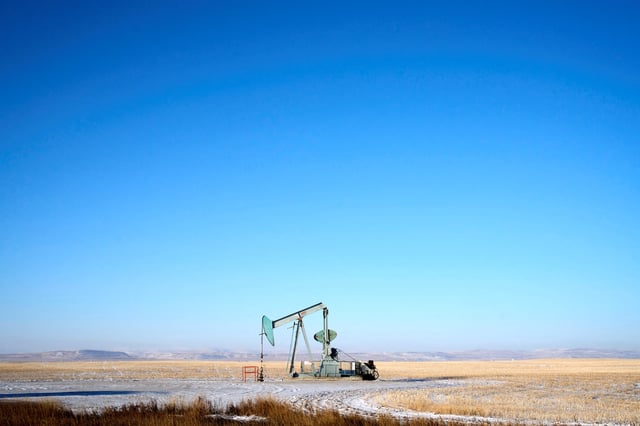 A view of an oil pump jack on the prairies near Claresholm, Alberta, Canada January 18, 2025.  REUTERS/Todd Korol/File Photo