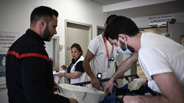 Pour les quelque 80% des patients rentrés chez eux à l’issue de leur passage, la durée médiane était de plus de 2h30.