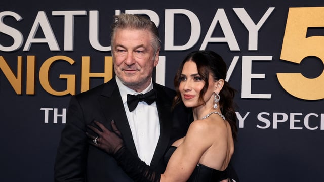 Alec Baldwin's wife Hilaria ripped for publicly snapping at him (REUTERS/Caitlin Ochs)