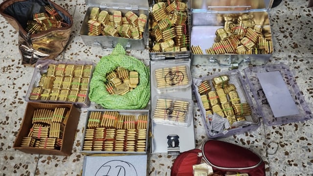 The DRI officials said that the 88 kgs of gold bars they recovered are worth ₹80 crore. 