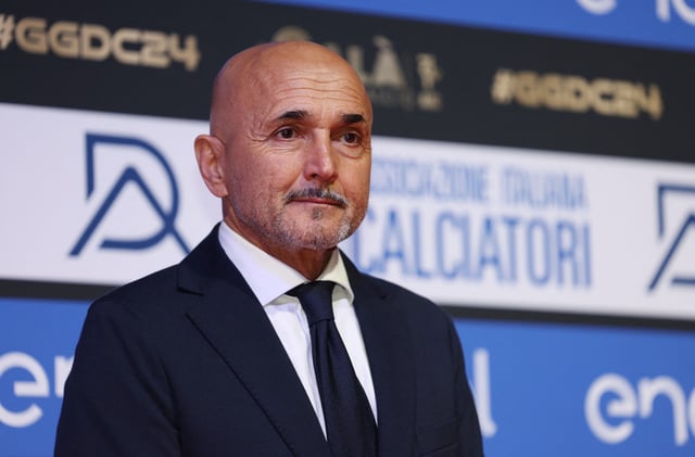 Soccer Football - The Italian Footballers Association Grand Gala of Football 2024 awards - Superstudio Maxi, Milan, Italy - December 2, 2024 Italy coach Luciano Spalletti REUTERS/Claudia Greco/File Photo