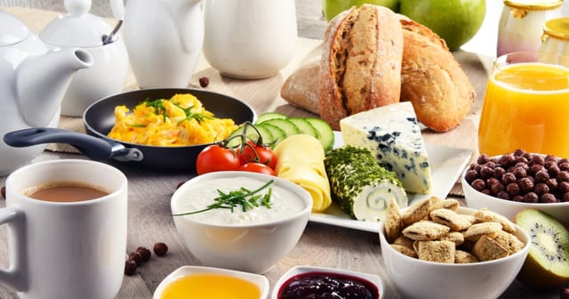 Some of these foods are not like the others when it comes to avoiding tinnitus, says a new meta-study