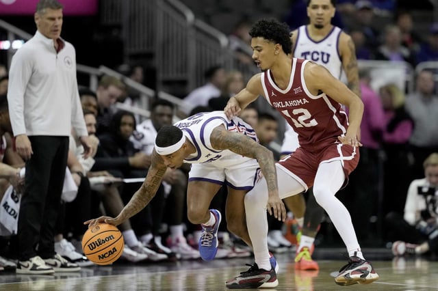 Milos Uzan (right) was a two-year starter at Oklahoma, but was moved to leave the Sooners as he craved to play in the NCAA Tournament.