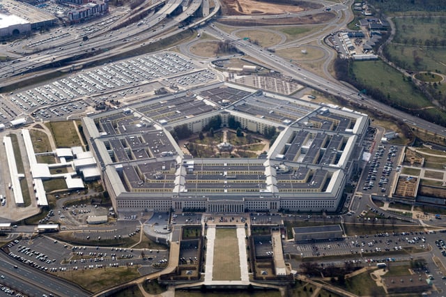 The Pentagon is seen from the air in Washington, U.S., March 3, 2022. REUTERS/Joshua Roberts/File Photo